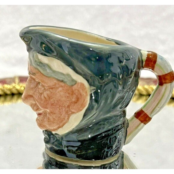 Royal Doulton GRANNY  Mini Character Toby Jug Figurine D6520 2 1/4 inches - Picture 2 of 6